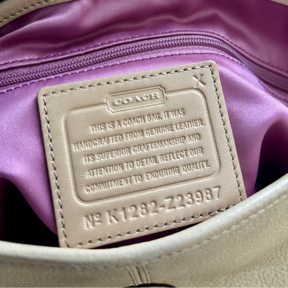 Coach - Picture 4 of 7